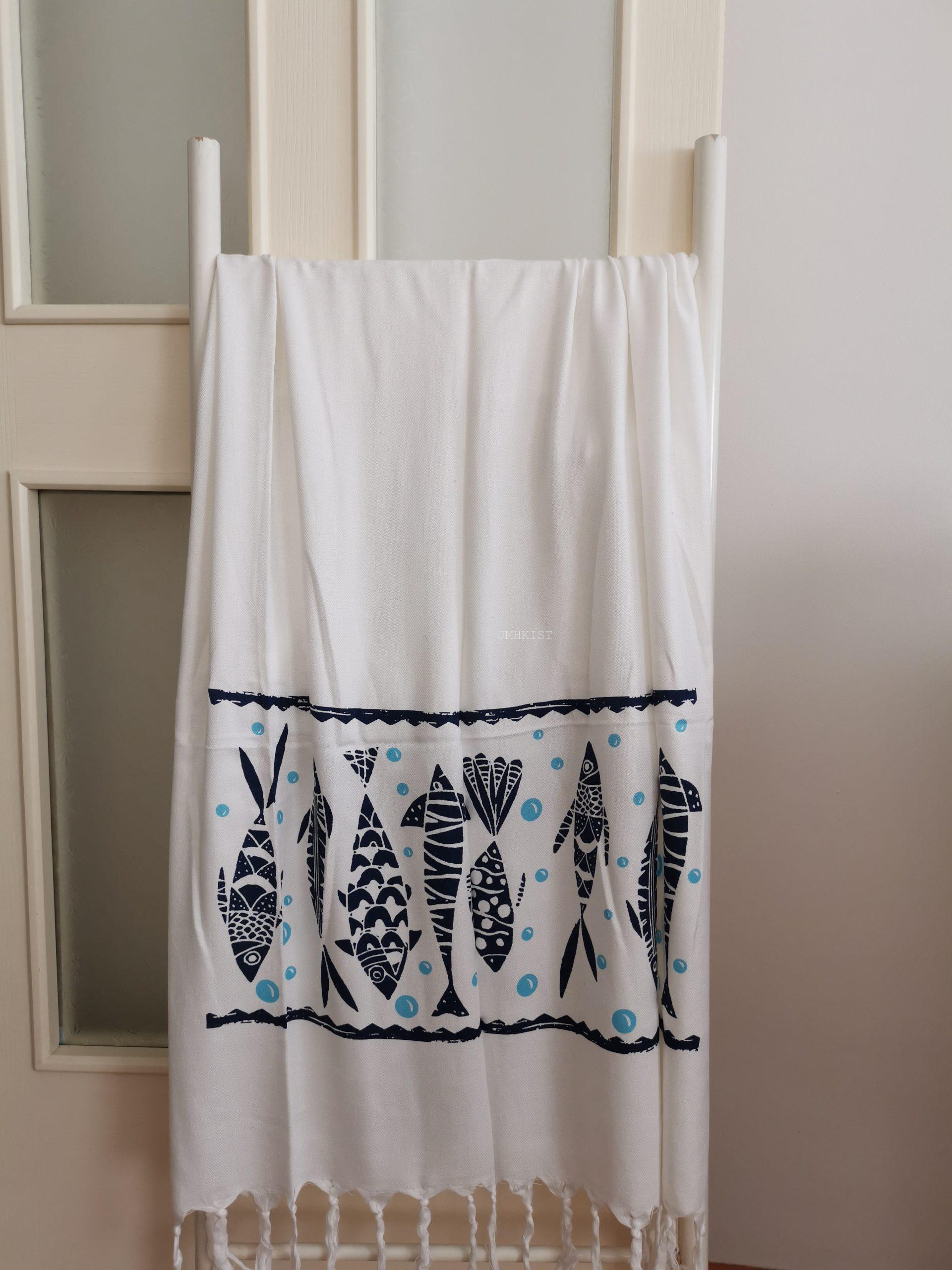Printed towel - fish 1